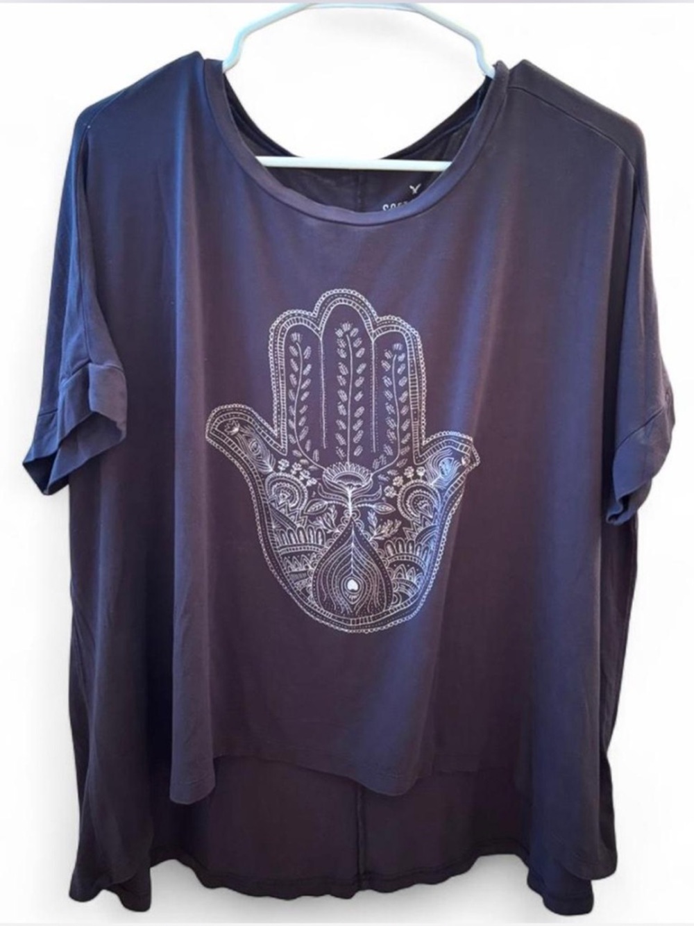 American Eagle Outfitters Hamsa Graphic Tee